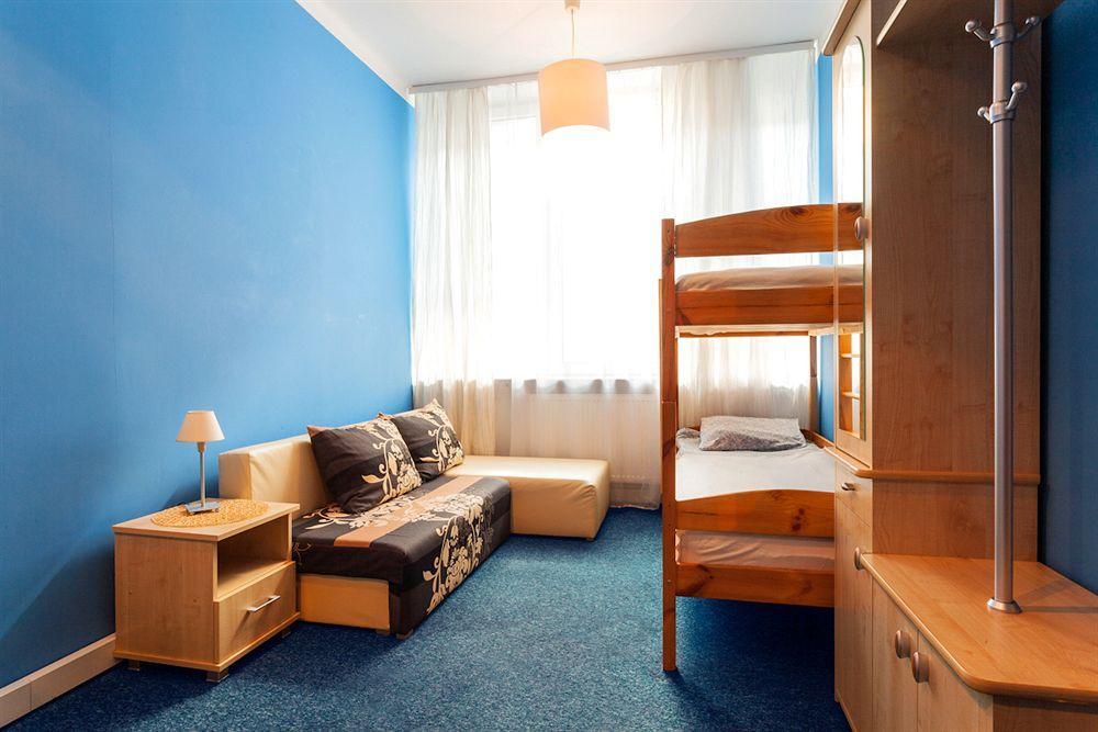 Puffa Hostel Warszawa Eksteriør billede